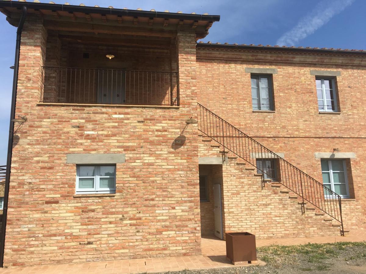 Cordella In Valdorcia Truffle And Olive Oil Resort Montalcino Luaran gambar