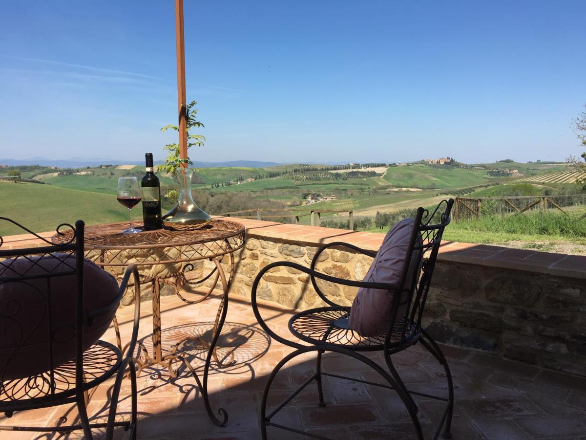 Cordella In Valdorcia Truffle And Olive Oil Resort Montalcino Luaran gambar