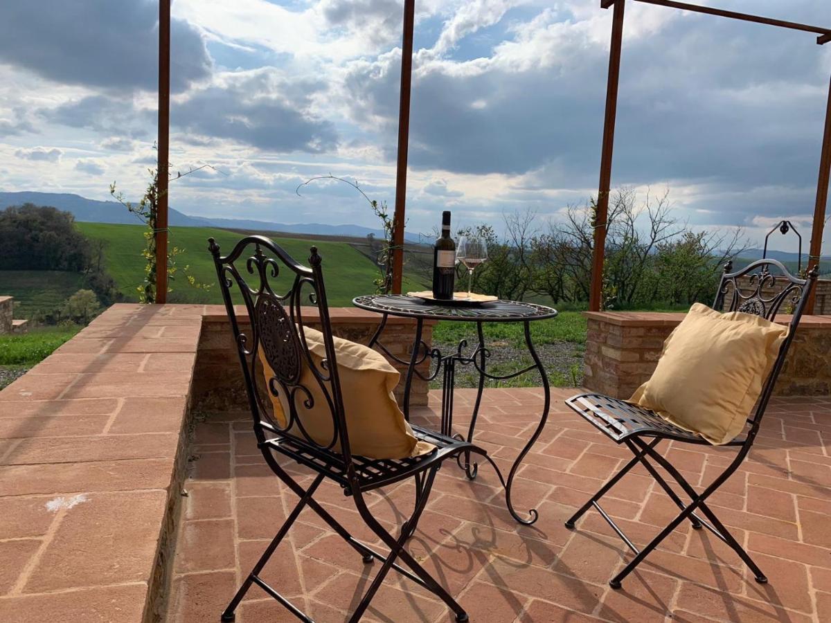 Cordella In Valdorcia Truffle And Olive Oil Resort Montalcino Luaran gambar