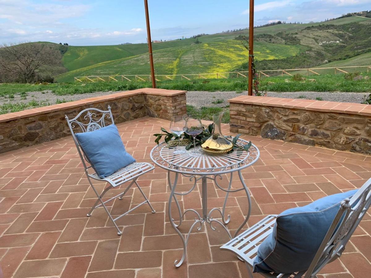 Cordella In Valdorcia Truffle And Olive Oil Resort Montalcino Luaran gambar
