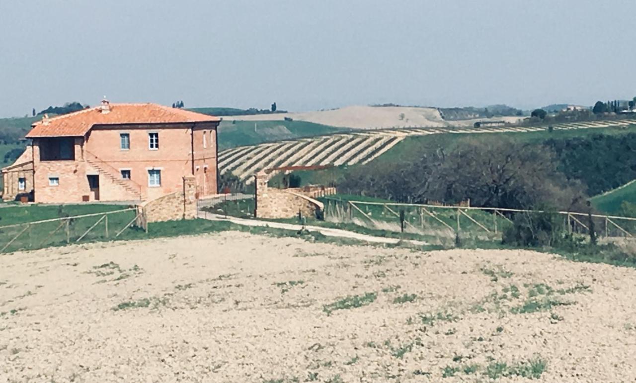 Cordella In Valdorcia Truffle And Olive Oil Resort Montalcino Luaran gambar