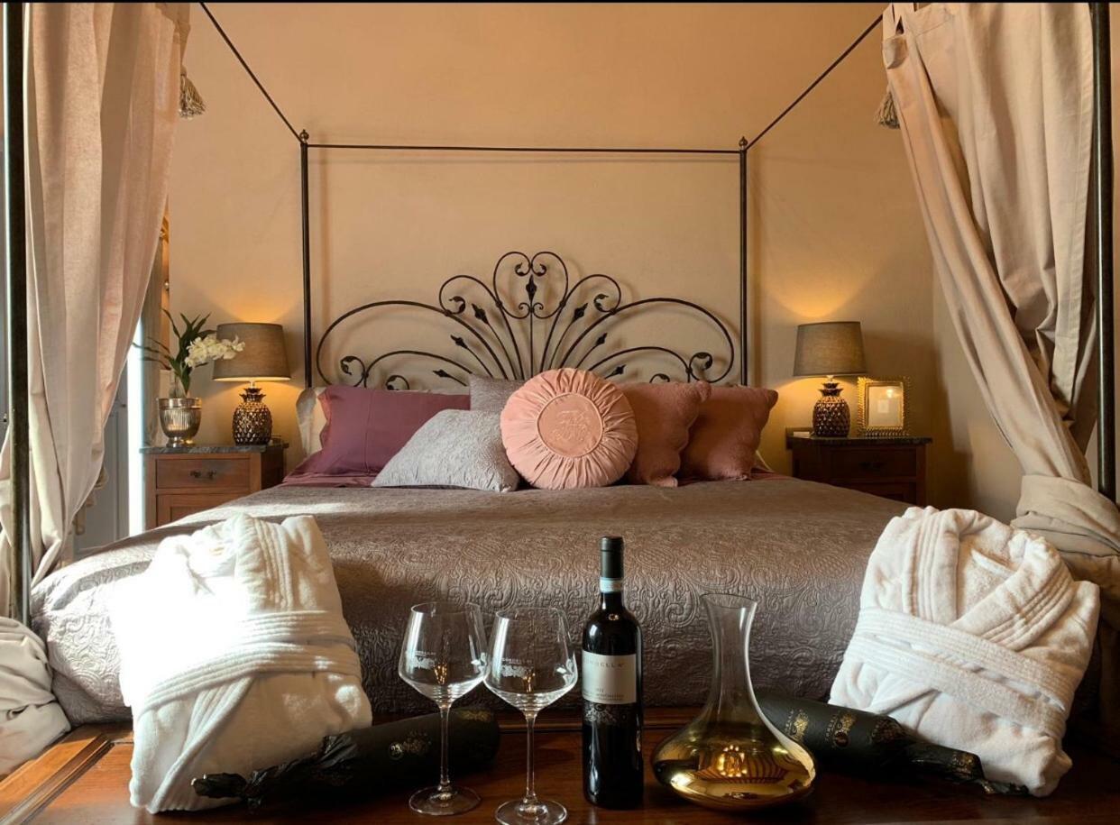 Cordella In Valdorcia Truffle And Olive Oil Resort Montalcino Luaran gambar
